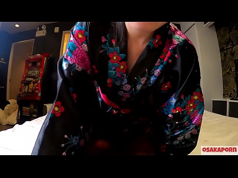 ❤️ Keçika ciwan a cosplay ji seksê hez dike ku bi orgazmê bi şûjinek di hespêk û blowjob de. Keçika Asyayî ya bi pisîka porî û bi cil û bergên kevneşopî yên Japonî di vîdyoya amator de ku masturbasyona bi pêlîstokên qijikê nîşan dide. Sakura 3 OSAKAPORN. ️❌ Vîdyoyê porno li me ﹏