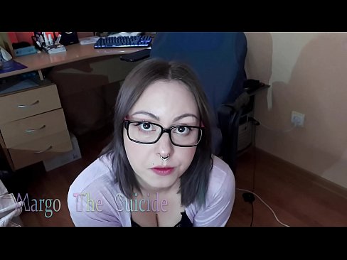 ❤️ Keçika seksî ya bi şûşeyan Dildo bi kûrahî li kamerayê dimije ️❌ Vîdyoyê porno li me ﹏